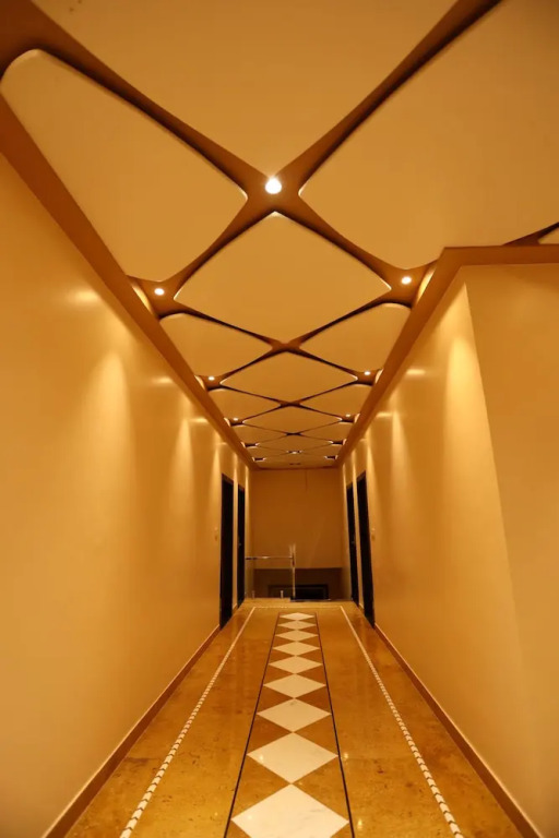 Ishwar Nain Hotel