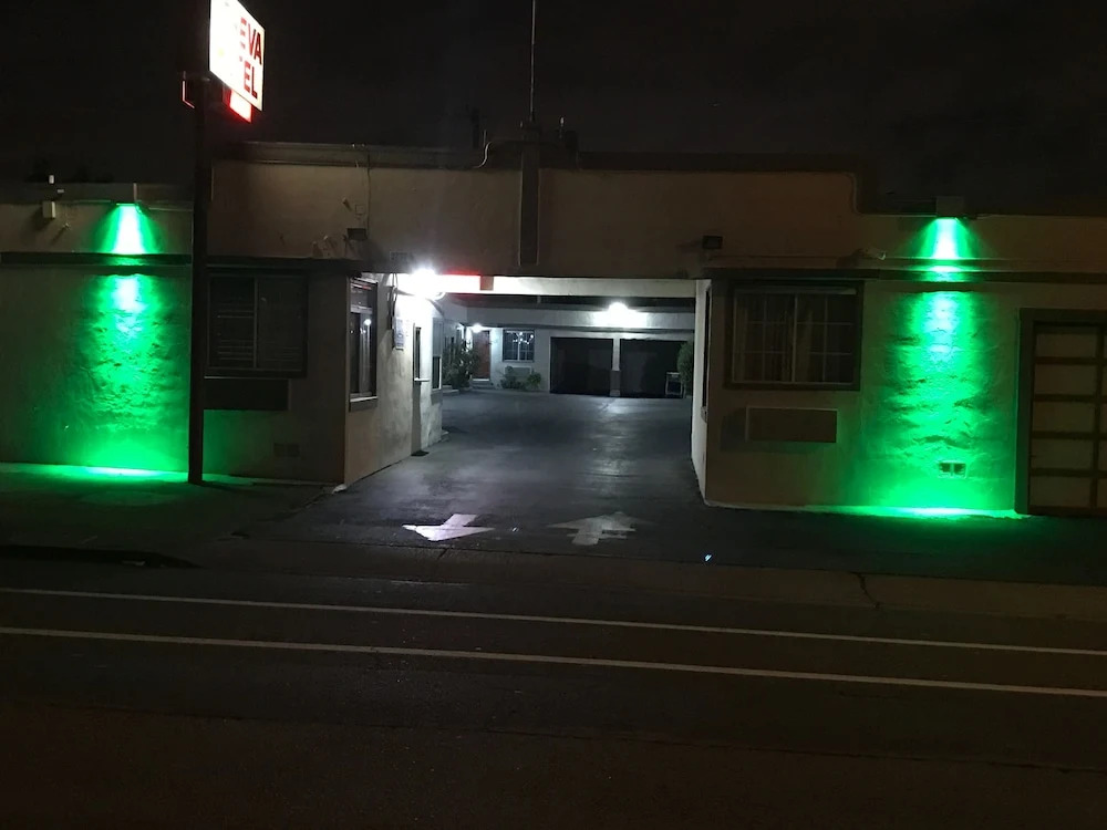 Geneva Motel Daly City