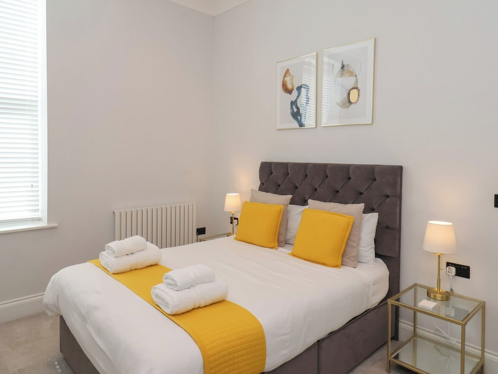 The Salisbury Apartment 104