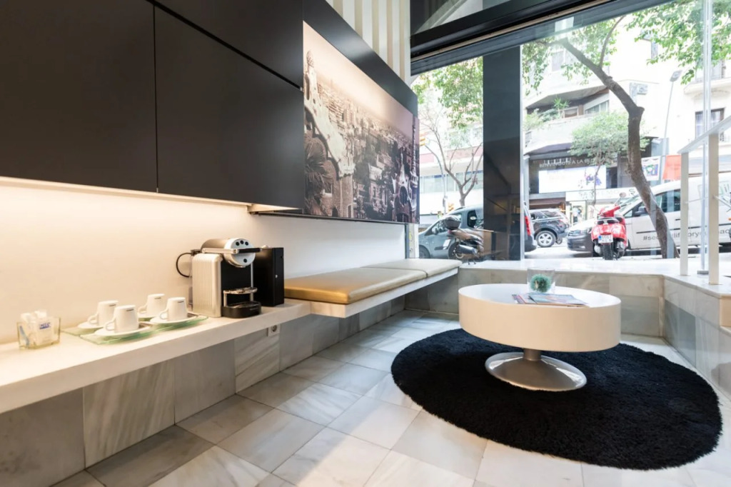 Atenea Rekord Suites Barcelona