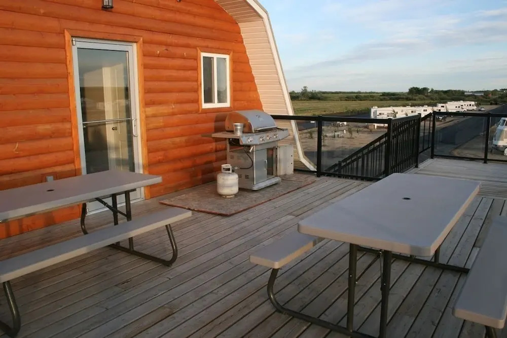 Happy Trails Campground & Cabins