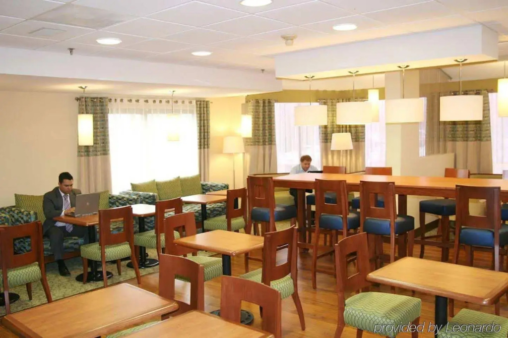 Hampton Inn Monterrey-Airport