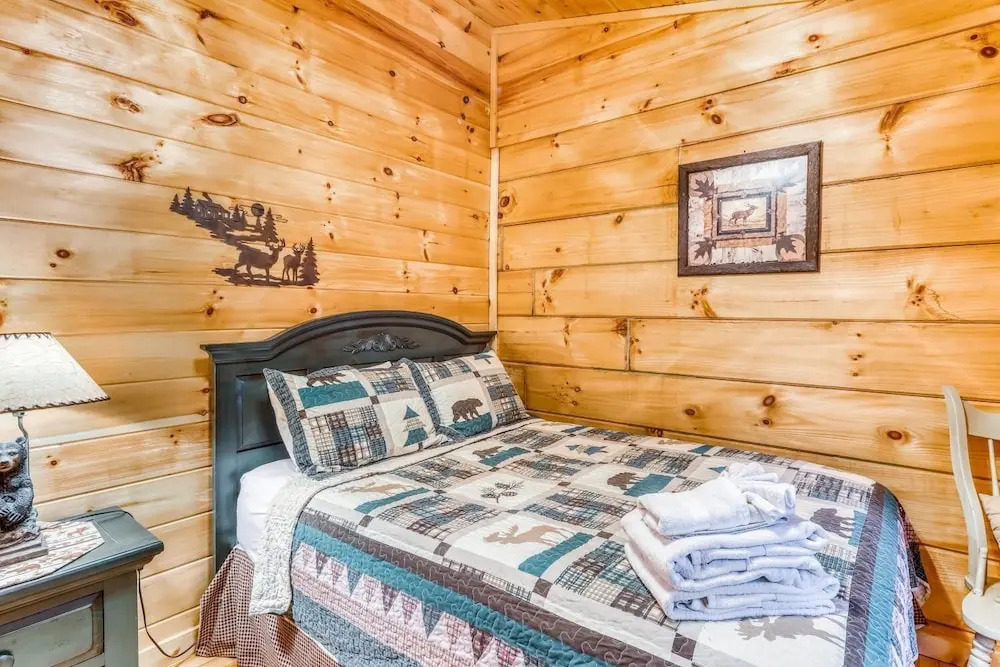 Bumpa Bear Hideaway