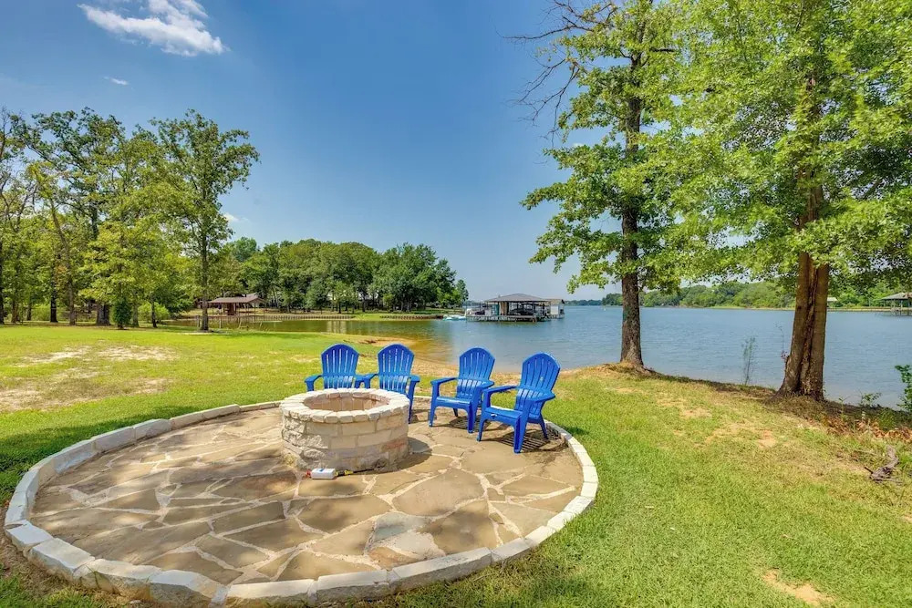 On Cedar Creek Reservoir: Malakoff Home w/ Pool!