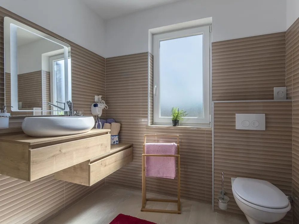 Villa Ragusa for 6+2 People With Pool in a Small Village Sosici Near Rovinj