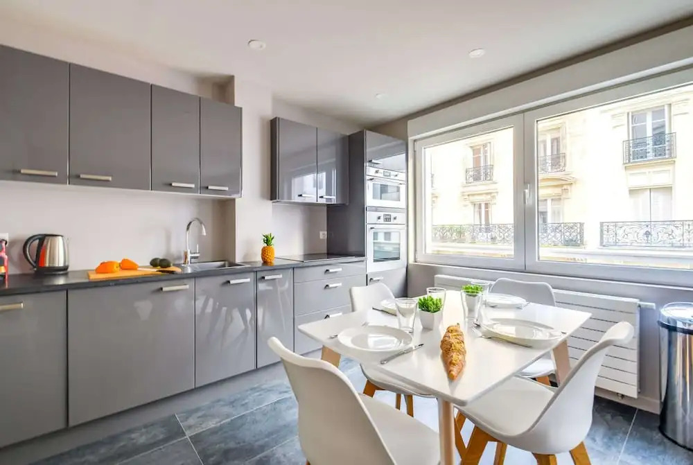 17Eme The Yellow Flat