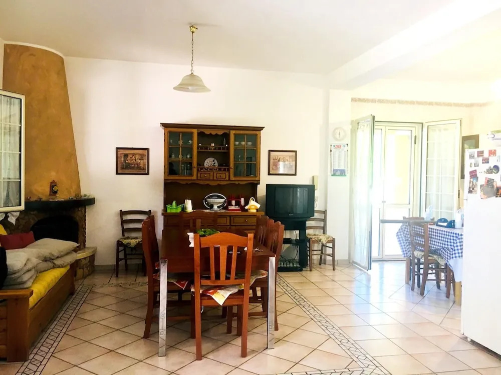 Villa With 3 Bedrooms in Floridia, With Wonderful Mountain View, Priva