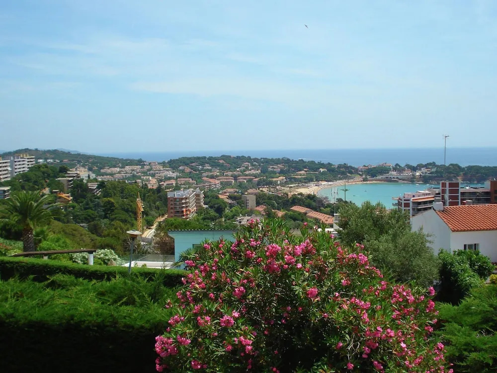 Apartment with Balcony near S'agaro with Shared Pool & Grass Garden