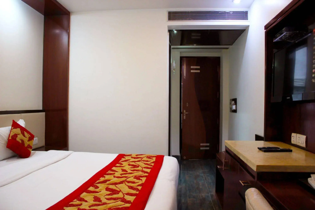 FabHotel Marble Arch