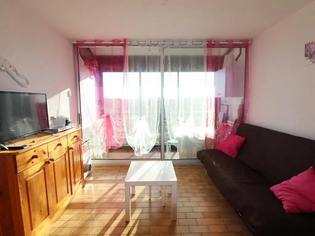 Appartement Le Grau-du-Roi, 1 pièce, 5 personnes - FR-1-307-140
