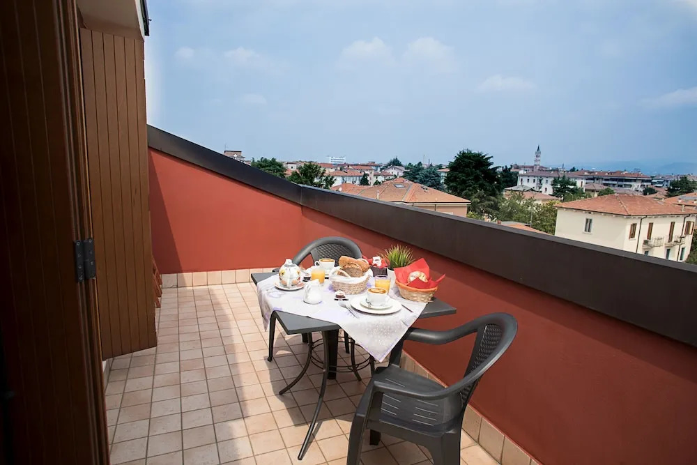 Verona Class ApartHotel "Residenze del Cuore"