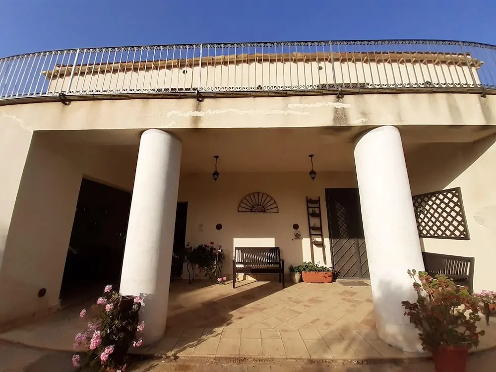 House With 5 Bedrooms in Sciacca, With Furnished Garden - 1 km From th