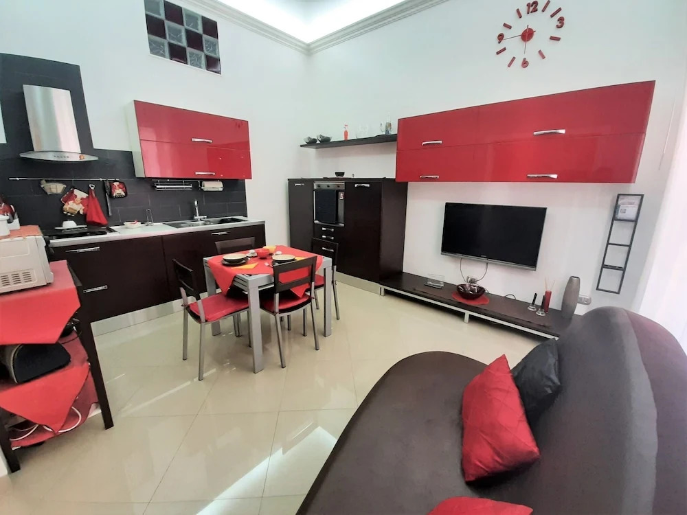 Tasteful Holiday Home in Avola near Sea Beach