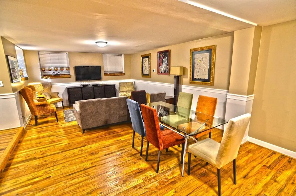 1717 Northwest Apartment #1030 - 2 Br Apts