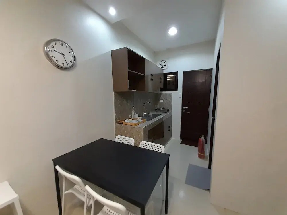 Manzil Anilao B&B 2 bdr apt U4