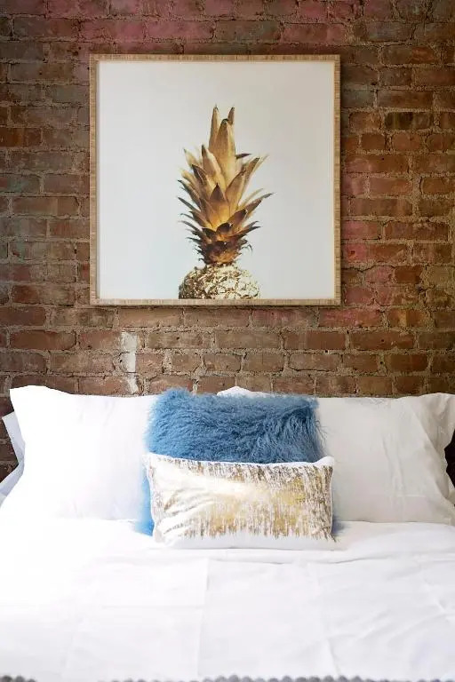 24-6 Gramercy Area Newly Reno Studio W D in Unit