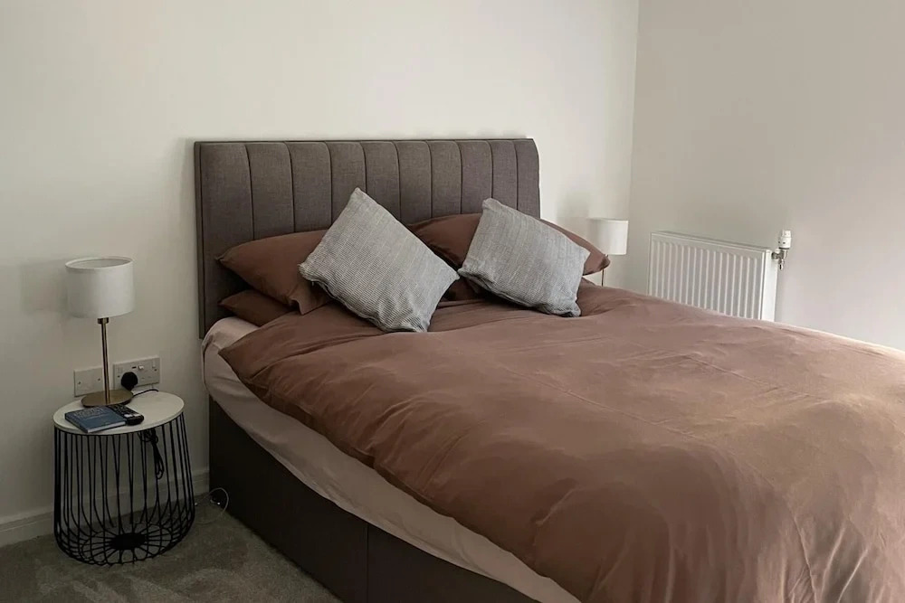 Brand New Stunning 2-bed Apartment in Dagenham