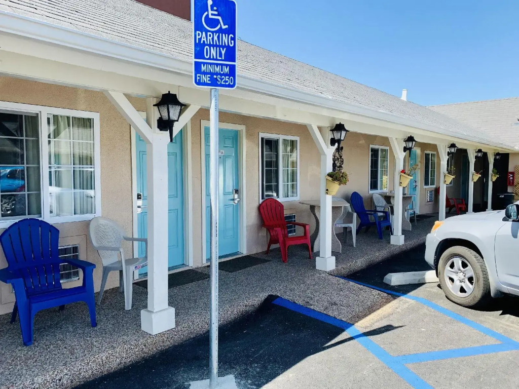 Central Coast Inn