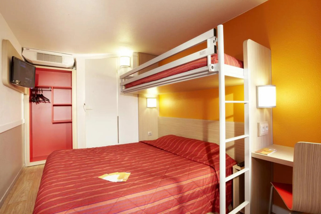 Premiere Classe Paris Ouest - Nanterre - La Defense