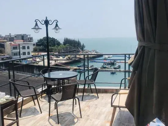 Fuguang Bieyuan Hostel