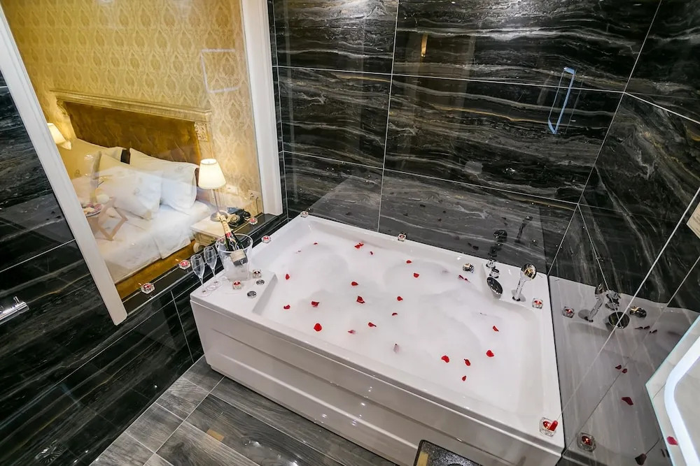 Legacy Boutique Hotel