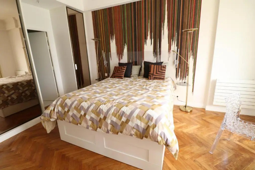 Beautiful 3 bedroom. Direct sea view. 401