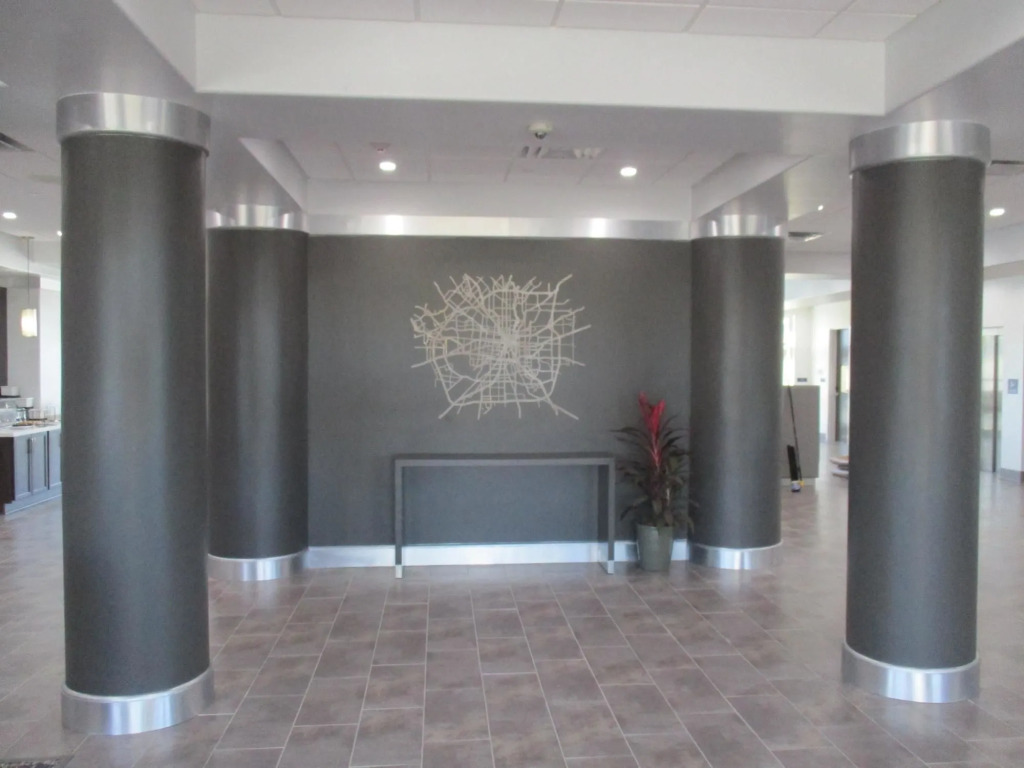 Best Western Plus Roland Inn & Suites