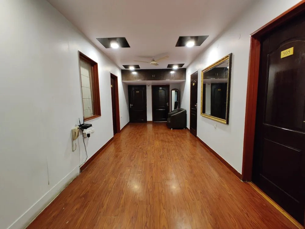 City Stay Hotel