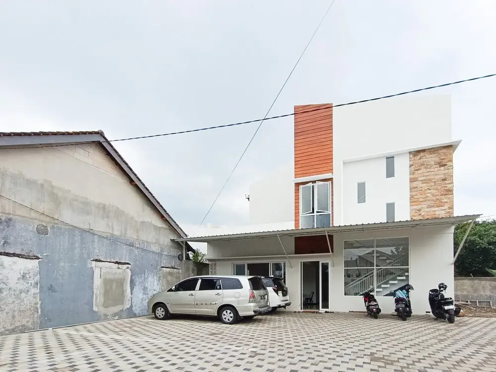 Happy Family Homestay Jember Mitra RedDoorz