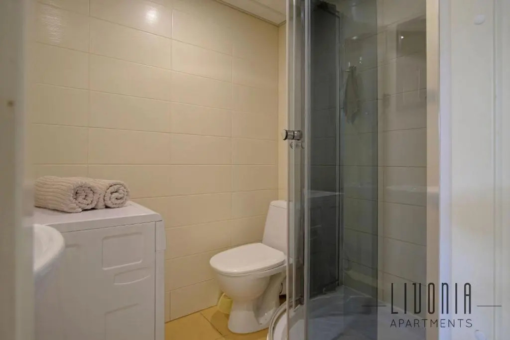 Bright studio with FREE PARKING and SELF CHECK-IN