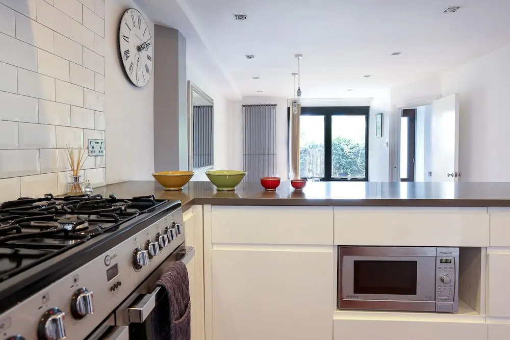 Converted Church Home with Parking, Sleeps 6