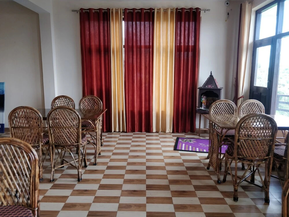 OYO 17380 Lord Krishna Himalayan Hotel