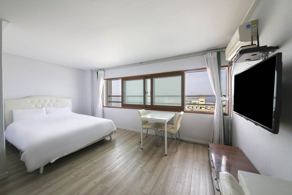 Goseong Venecia Pension