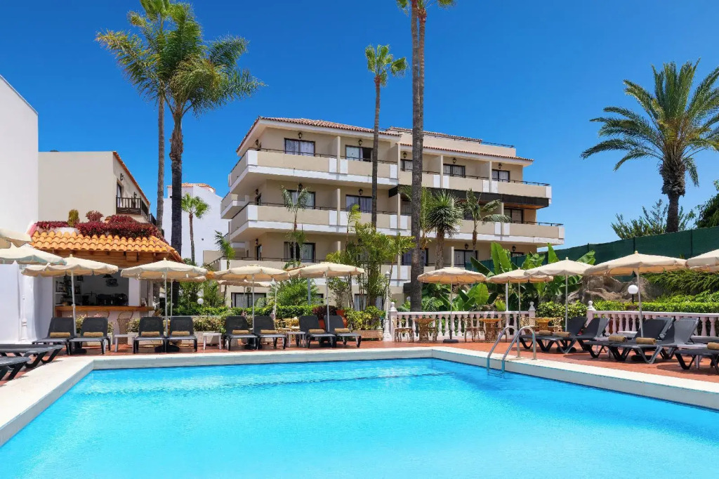 Hotel Don Manolito