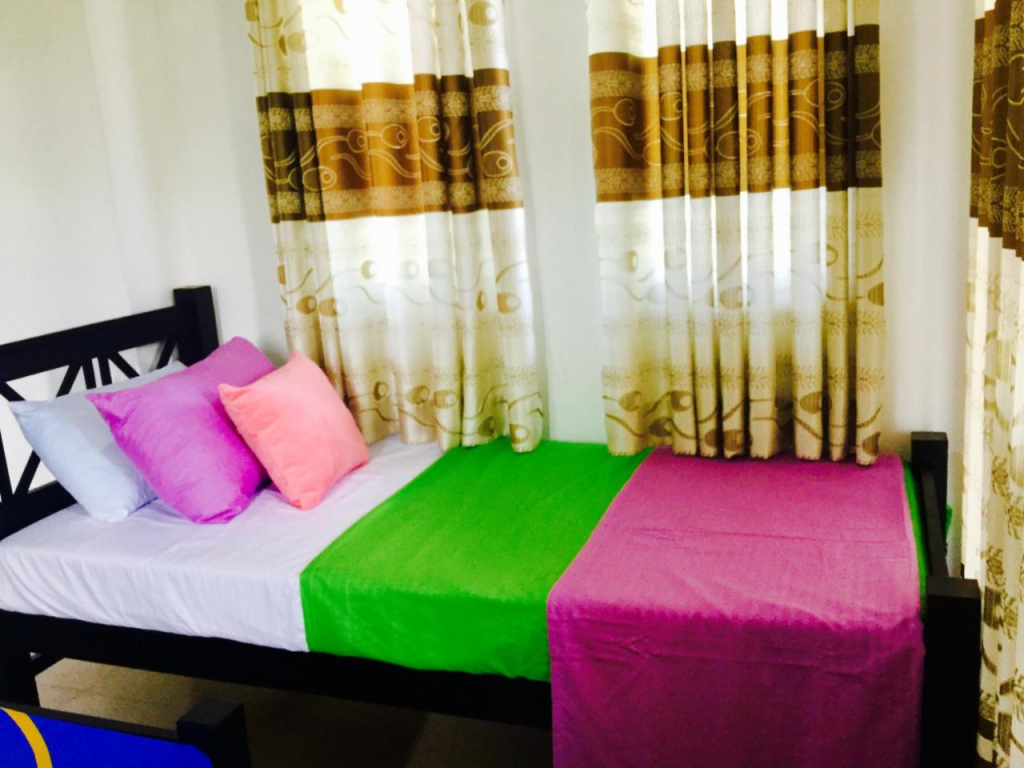 Hikkaduwa Family Inn