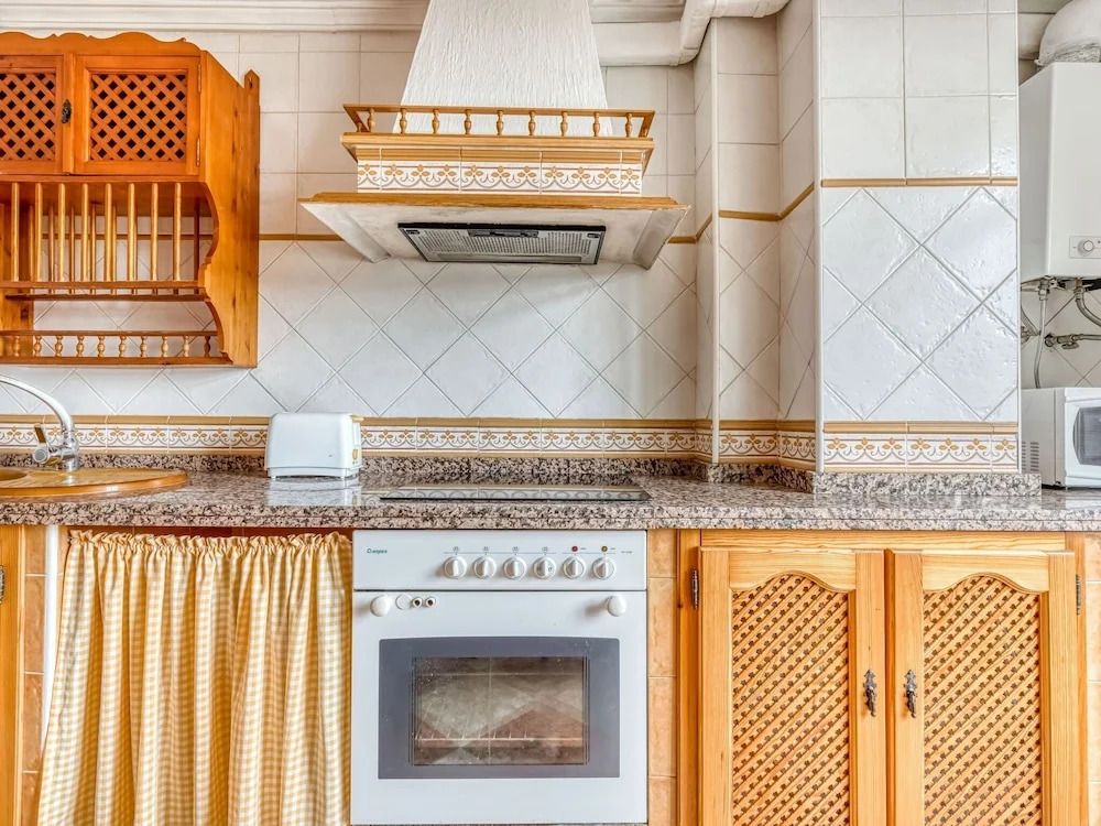 Elegant Holiday Home in Málaga near Sea