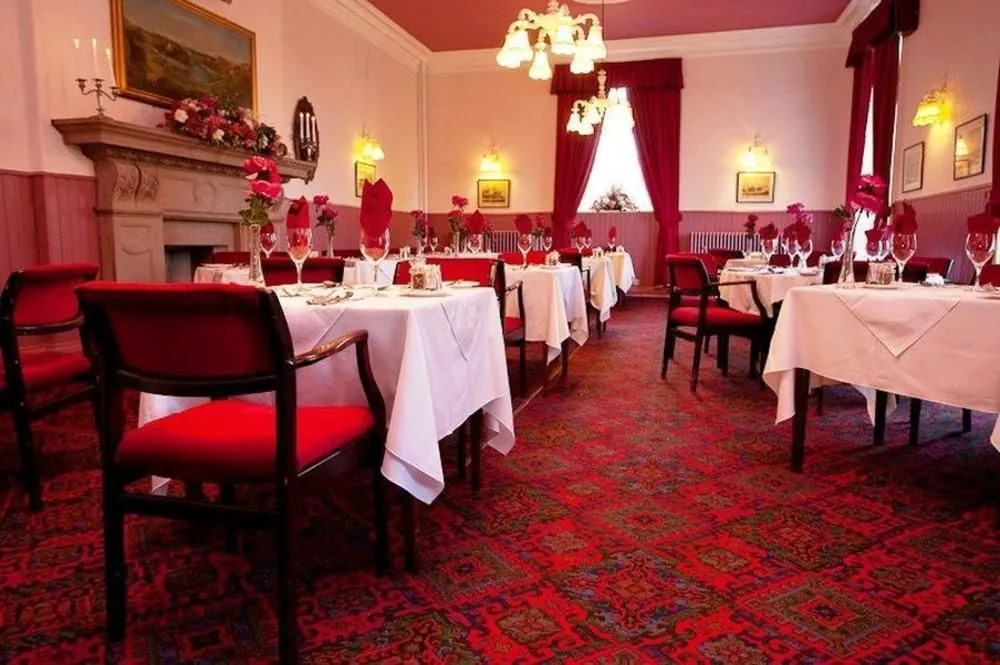 Tankerville Arms Hotel