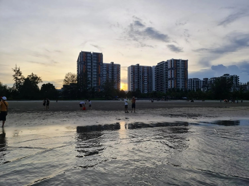 PUTEH Timurbay Beachfront Private Suite Kuantan
