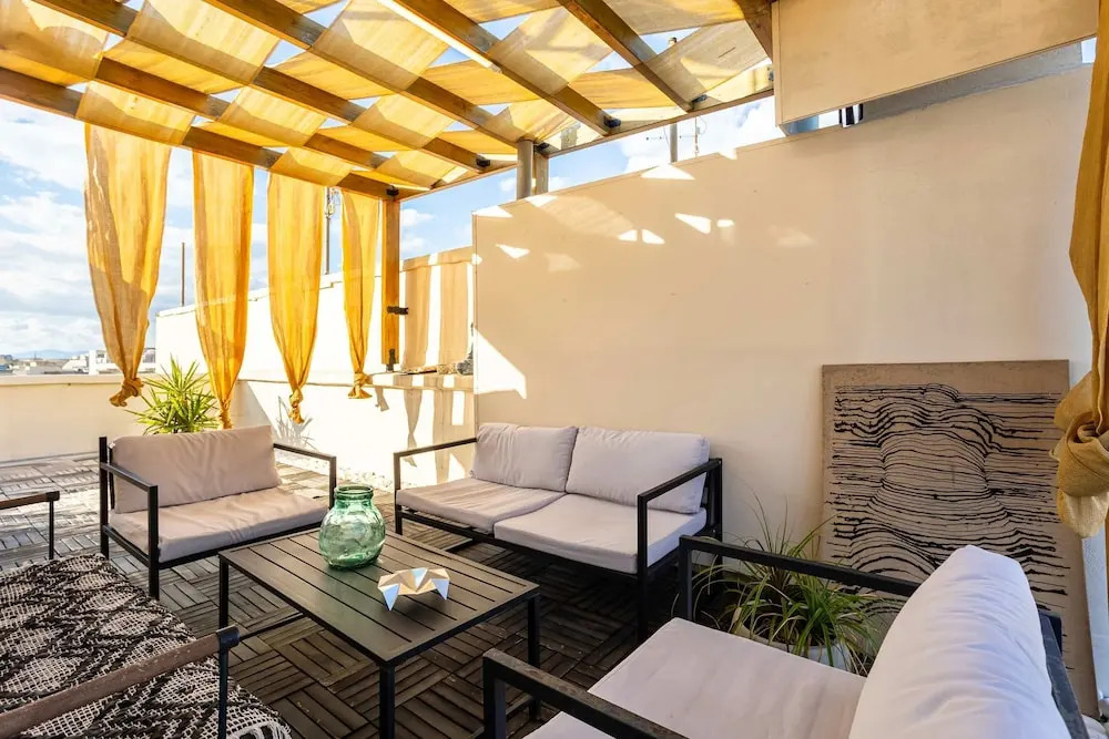 Urban Nest - Loft With Private Rooftop Garden