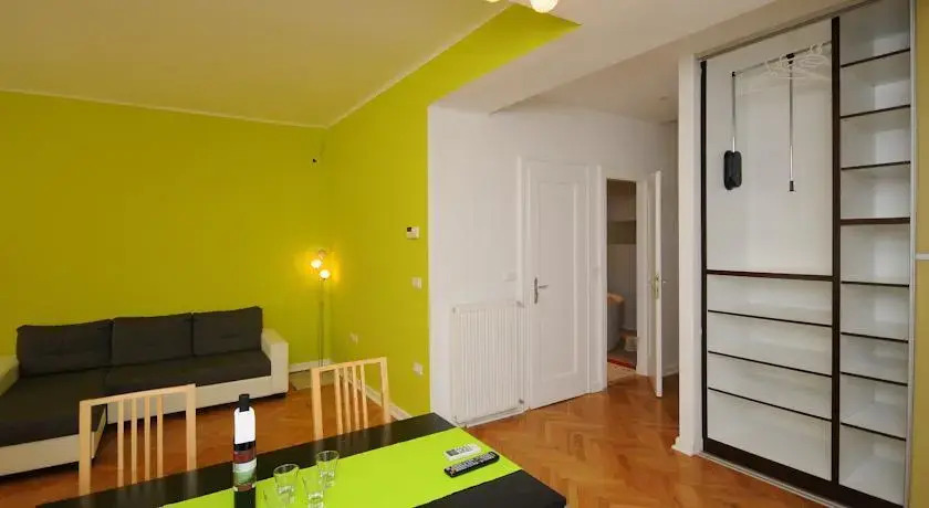 Apartment Downtown1