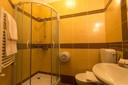 Körös Panzió és Étterem