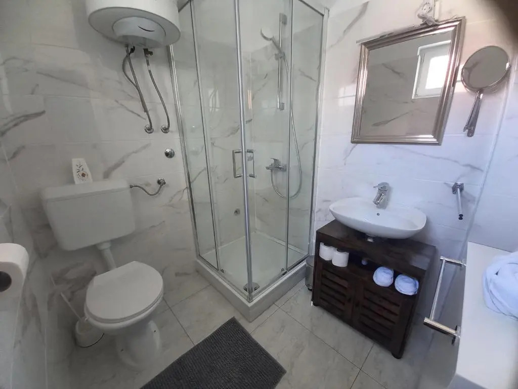 Studio Apartmani “Jarnečić”
