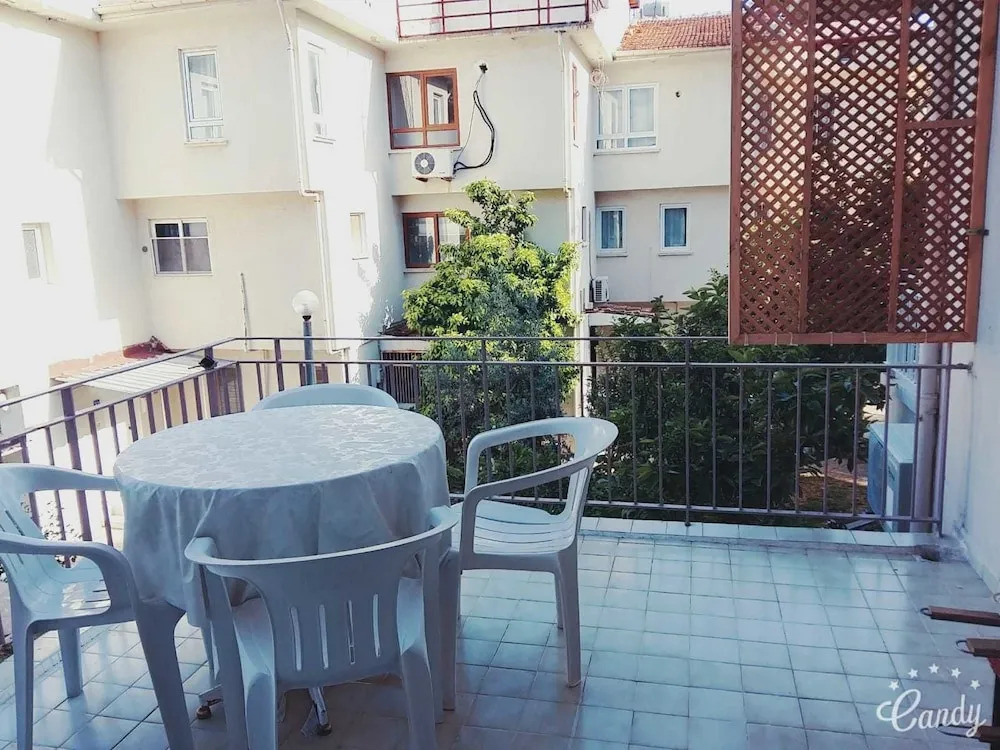 Palamar Apartments