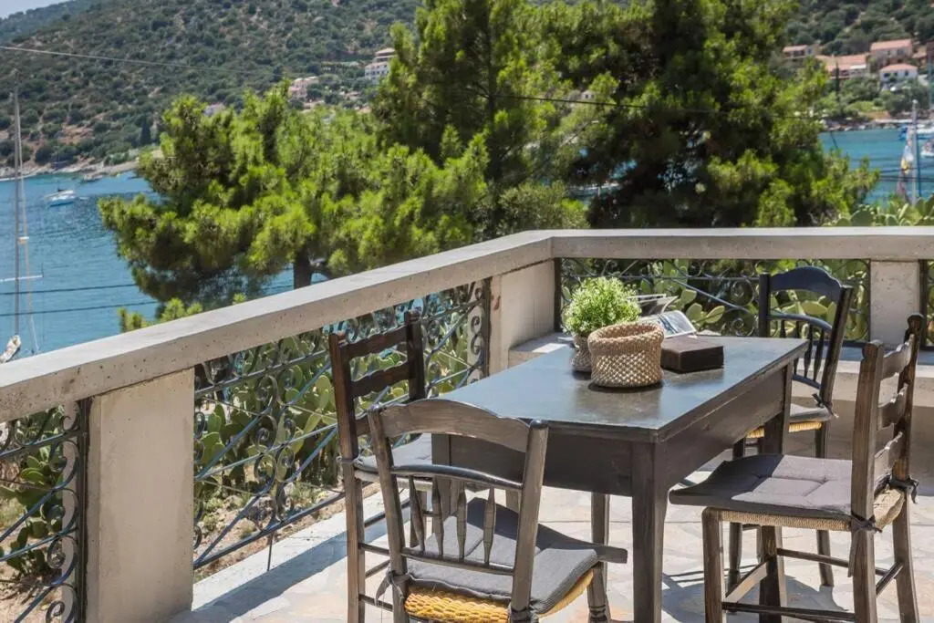 la casa di zia Anna Agia Efimia village