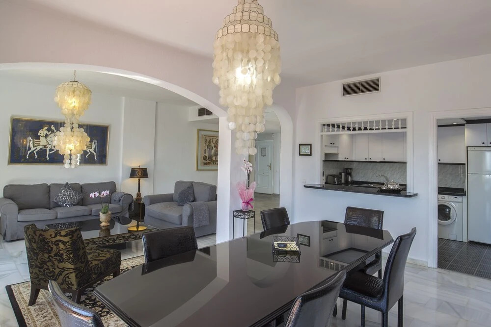 Beachfront Penthouse, Sea/mountain Views, 3 Balconies, Puerto Banus, Marbella