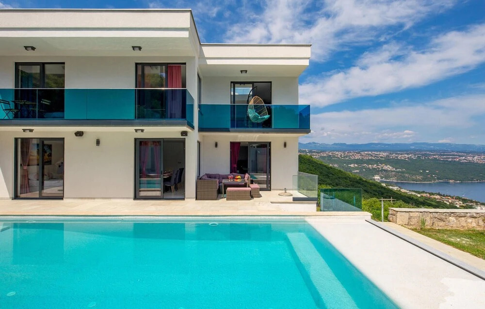 Amazing Home in Matulji With Outdoor Swimming Pool, Wifi and 5 Bedrooms