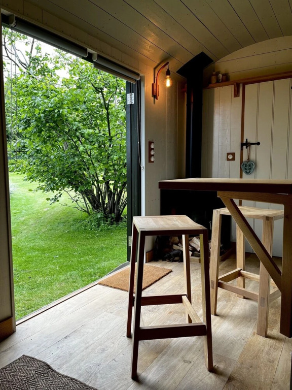 The Crooked Gate - Luxury Romantic Getaway