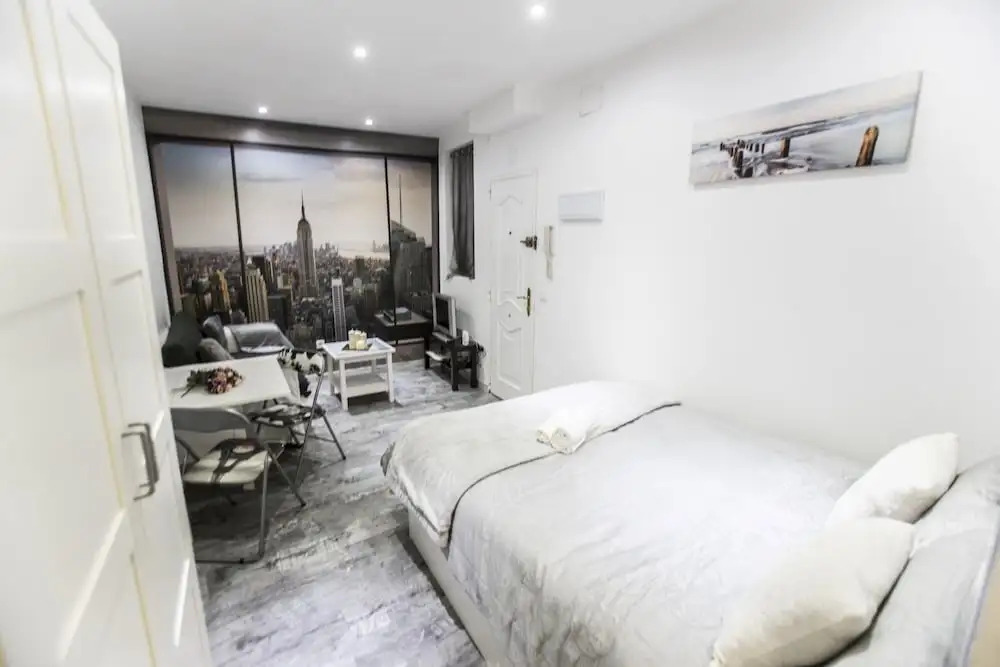 Forever Young Apartments Mediodia