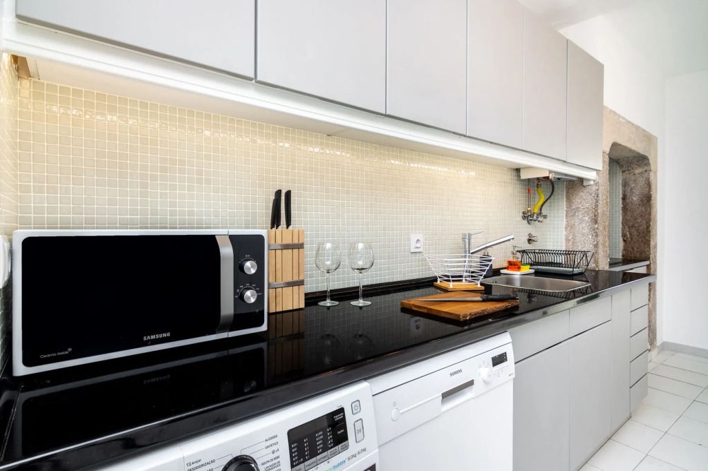 Lisbon Downtown Luxury Family Residence