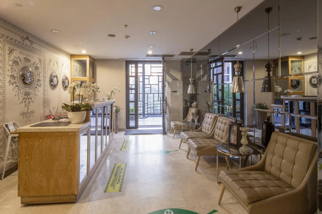 The Gate 30 Suites
